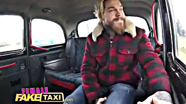 A man buys a Czech taxi ride with cum