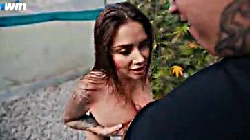 A Colombian pornstar performs oral sex outdoors