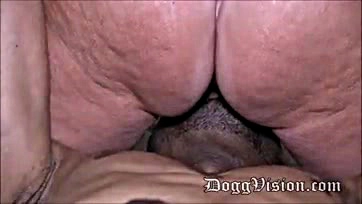 Mature MILF makes explicit porn video for public