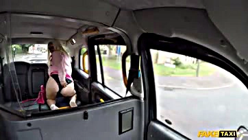 Lana gets a thorough anal drilling in the taxi