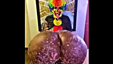 Fucking Victoria Cakes rock Gibby's clown cock