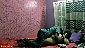 Man accidentally cums inside bhabhi's unsatisfied wet pussy