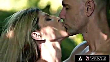 Gina Gerson seduces stud in explicit shade encounter