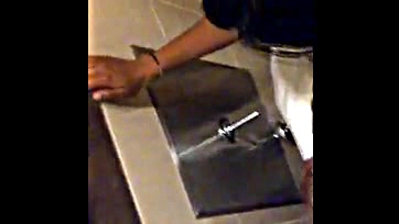 Sexual encounter caught on camera in Arequipa mall bathroom