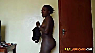 A black woman gets a raw BBC banging