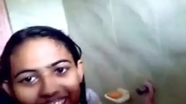 Indian teen in shower with her bf