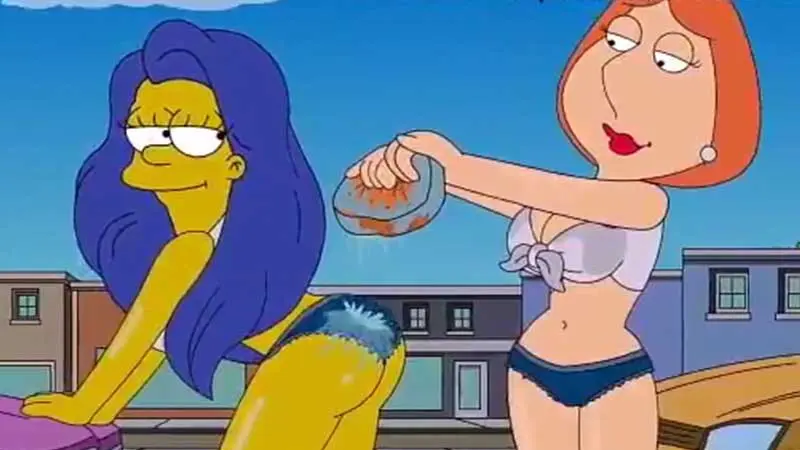 Marge y Lois en el lavadero de coches