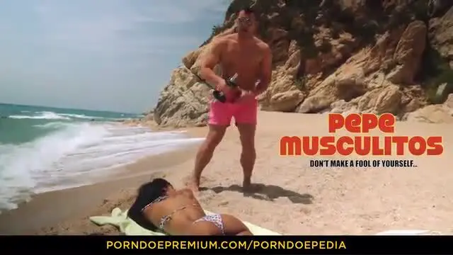 PORNDOE PEDIA - Beautiful Portuguese babe Noe Milk beach seduction and sex tutorial