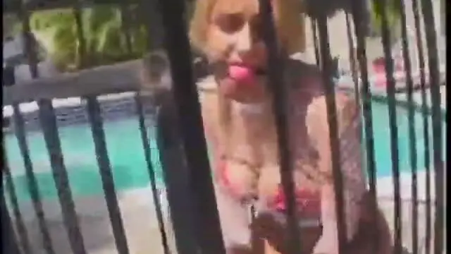 Trapped in the cage, she´ll suck cock to escape