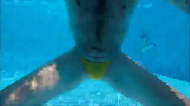 Look at that tight ass under the water