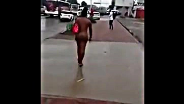 Naked Nigerian woman's embarrassing street display, damn shame