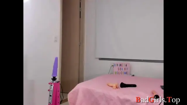 Big booty and big boobs babe dildo machine fuck and masturbate