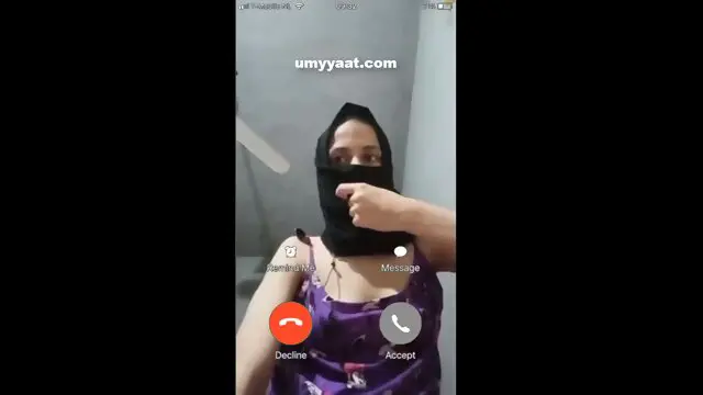 Busty Arab Cam Girl