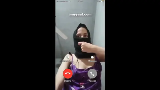 Egyptian Whore Gets Fucked from Behind by Arab Guy