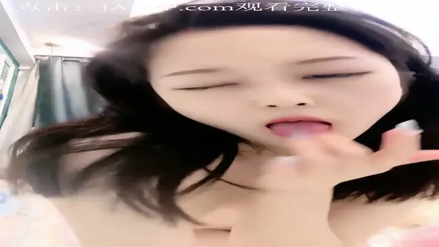 美乳嫩逼网红主播自慰魅惑上头