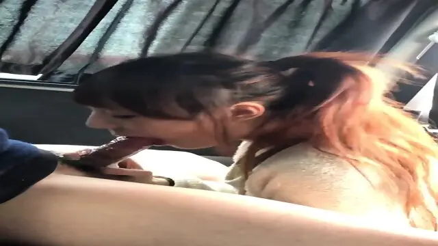 Woobin - Blowjob in a car