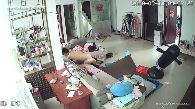 Hackers use the camera to remote monitoring of a lover's home life.540