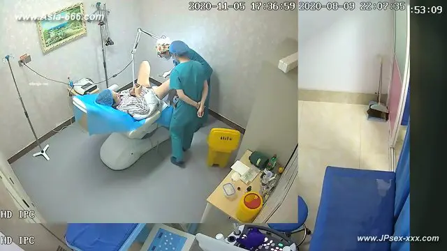 Peeping Hospital patient .4