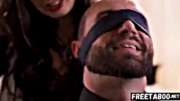 Blindfolded hubby gets surprised by teen's oral pleasure