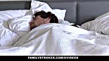 Stepson's thick cock pokes curvy stepmom's fat ass