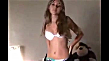 Chibola Mexican chick gets her pants ripped off