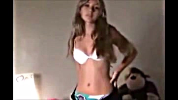 Chibola Mexican chick gets her pants ripped off