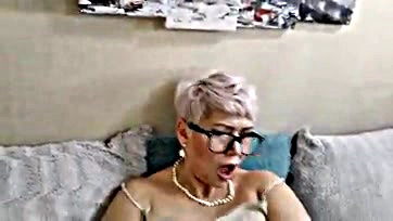 Mature woman's insatiable sex craving is intense