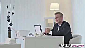 Fucking coworkers get horny in the office