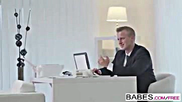 Fucking coworkers get horny in the office