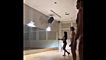 Someone watches newbie's raunchy twerking debut