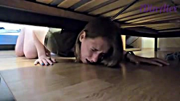 A girl got anally ravaged under a bed